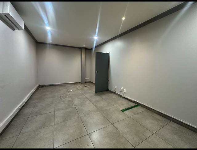 1,200M² WAREHOUSE TO LET IN BARBEQUE DOWNS